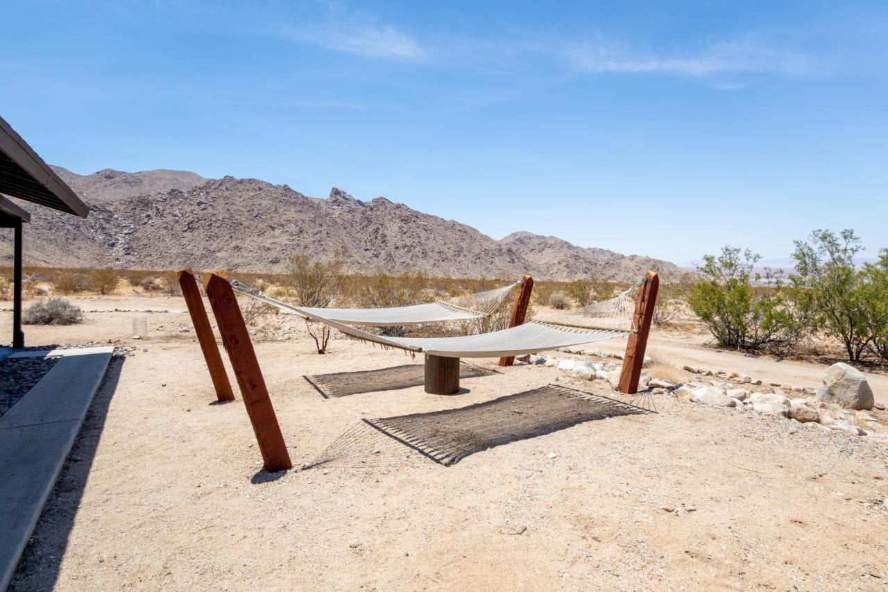 1 Minute To Joshua Tree National Park, Hot Tub, Stars, Private - The Wkndr Villa Twentynine Palms Exterior foto